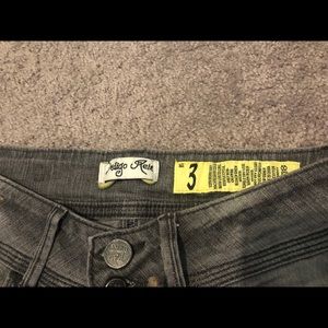 New indigo Rein grey denim ankle length pants